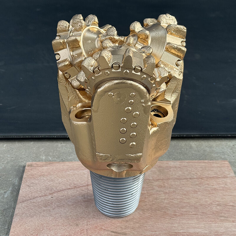 तेजी से ड्रिलिंग के लिए जर्नल लेयरिंग के साथ 6 3/4 इंच स्टील टूथ ट्राइकॉन ड्रिल बिट